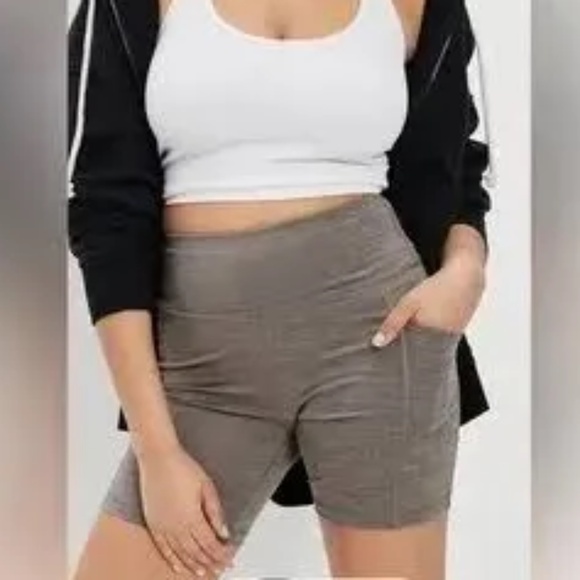 AMERICAN EAGLE The Everything Pocket Bike Short Gray Size XS - Picture 3 of 9